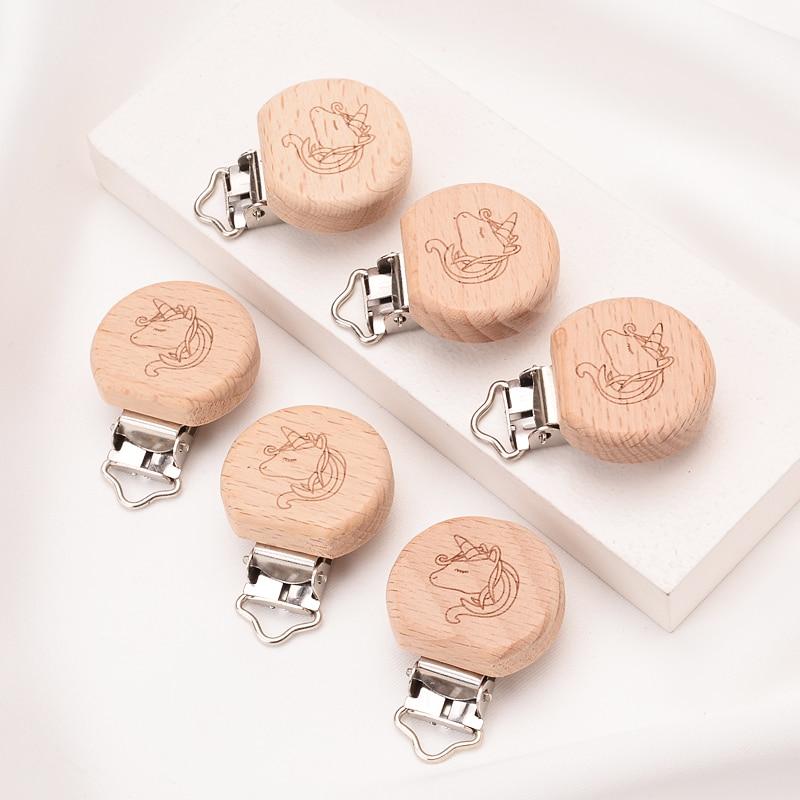 Attache Tétine Macramé Personnalisable en Bois