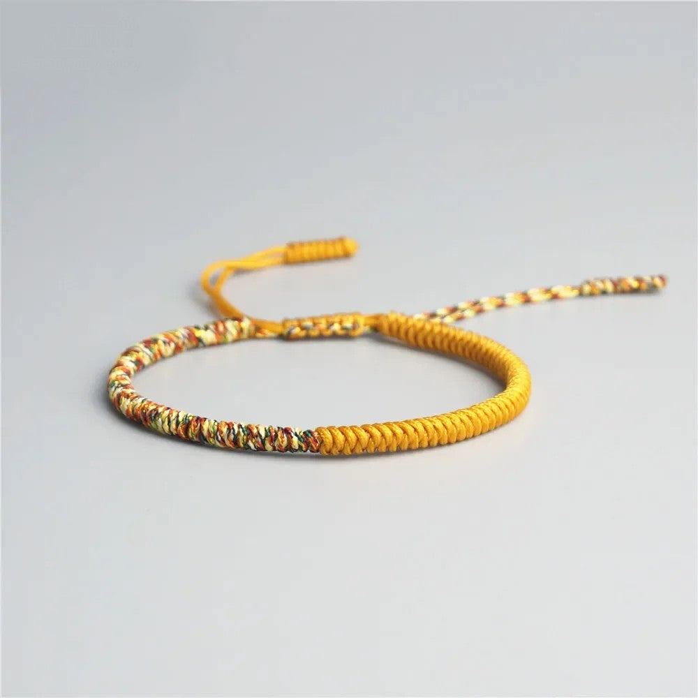 Bracelet Coloré en Macramé Ajustable