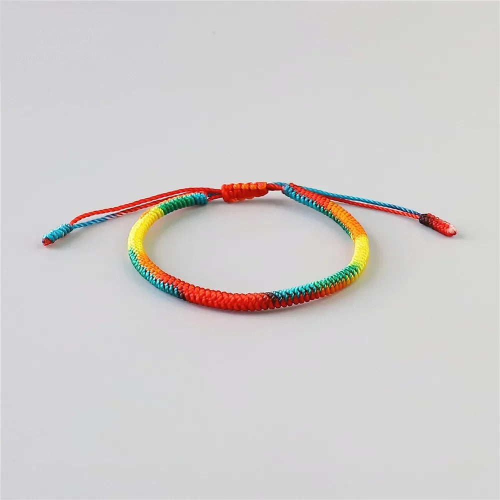 Bracelet Coloré en Macramé Ajustable