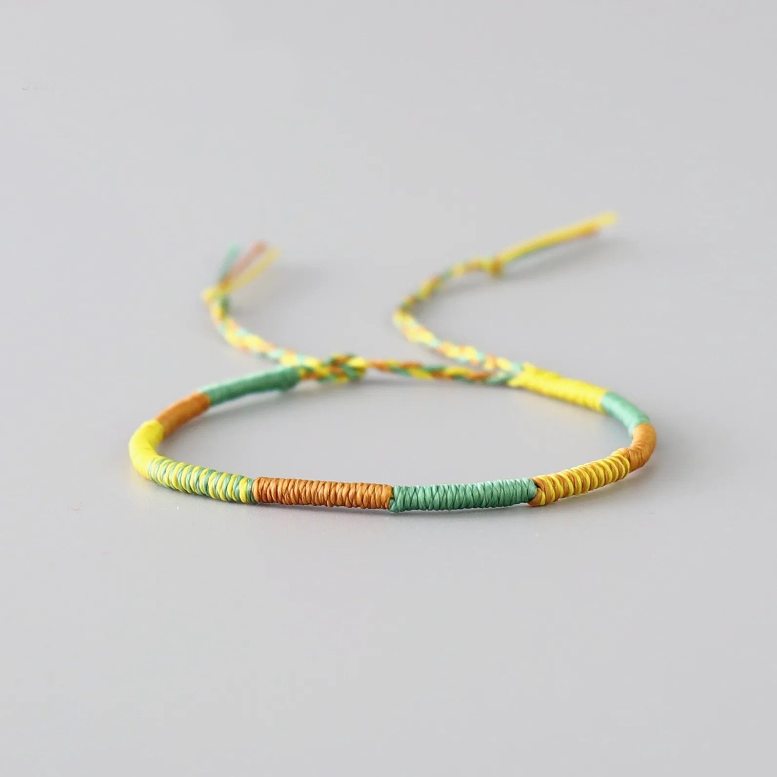 Bracelet Macramé Torsadé en Coton