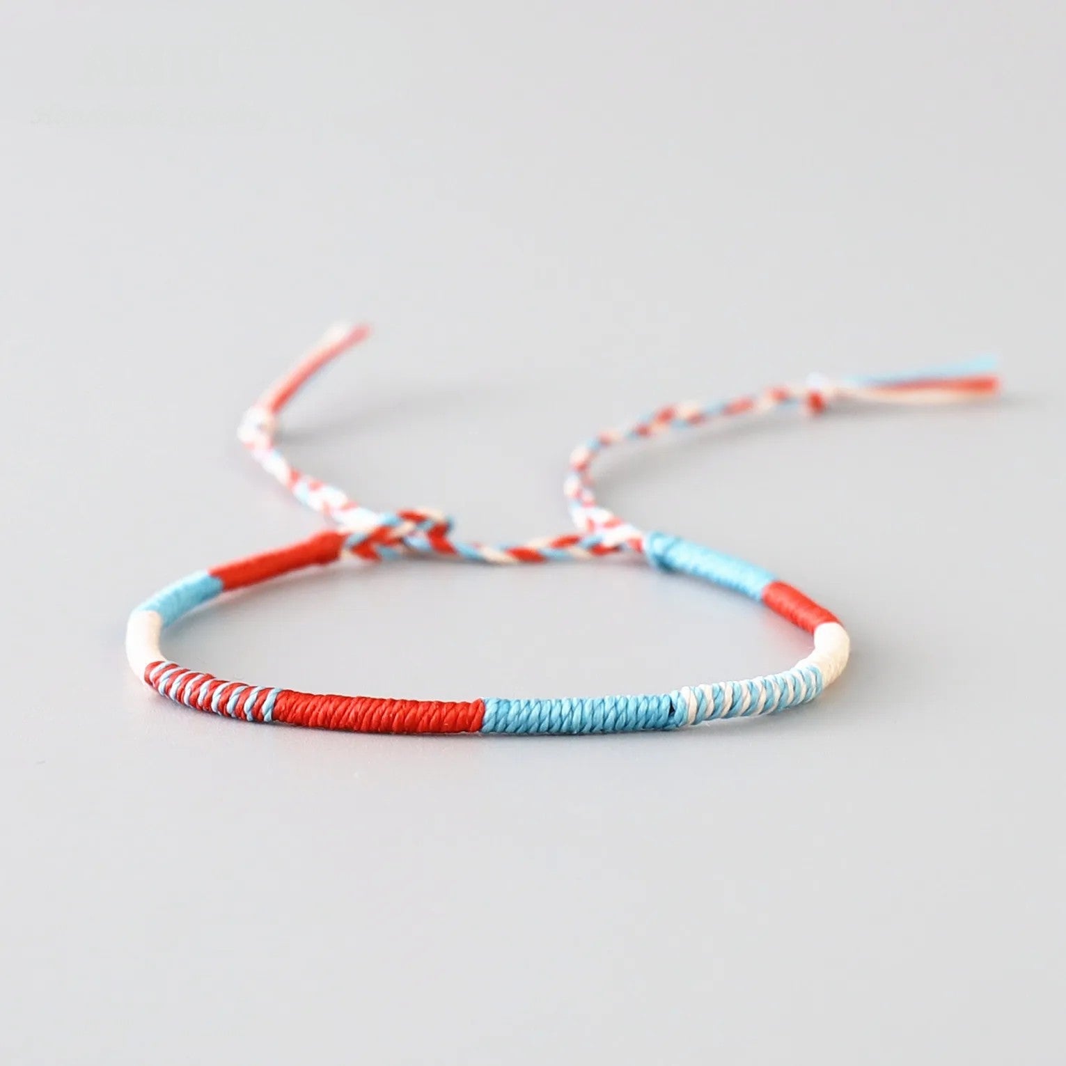 Bracelet Macramé Torsadé en Coton