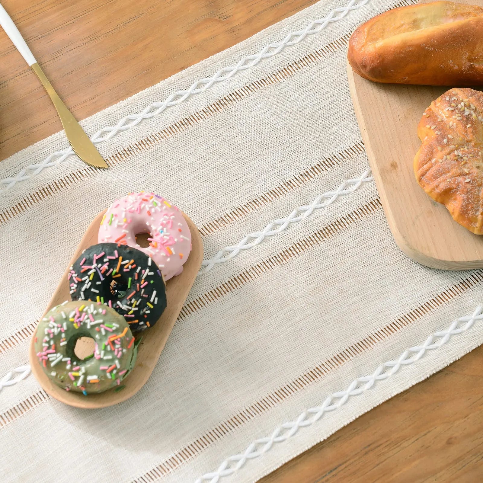 Chemin de Table Lin et Macramé Bohème