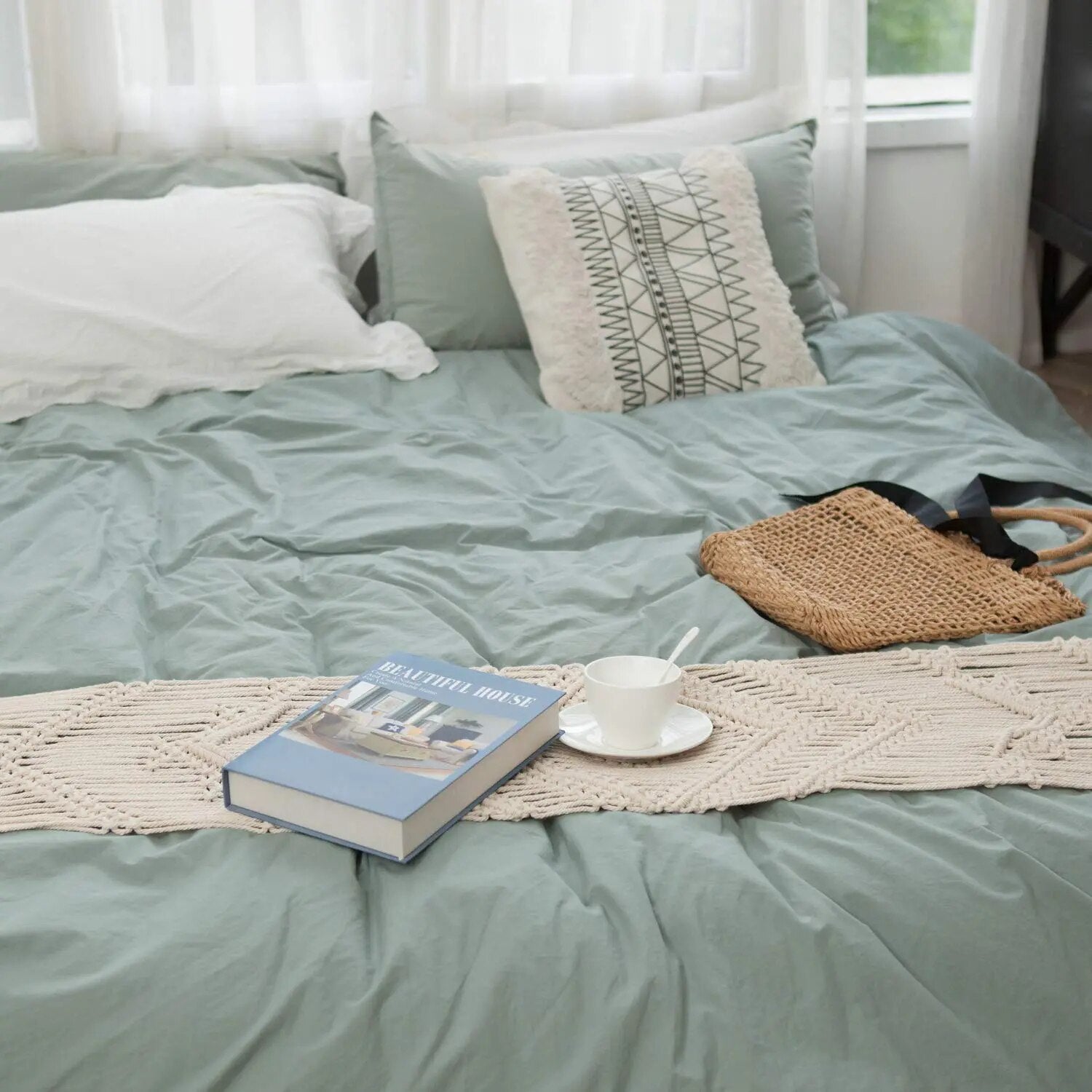 Grand Chemin de Table Macramé Bleu