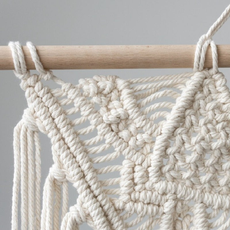 Petit Macramé Mural Moderne en Coton Naturel